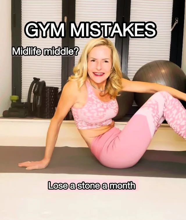 Most people in the gym are doing bicycles completely wrong.
Rushing.
Pulling on the neck.
Flipping side to side.
No control. No resistance. No result.
It’s not working your abs — it’s straining your neck and wasting your time.
If you have a midlife middle, (I’m 60 soon) this matters.
Here’s how to do it properly:
Don’t switch the legs quickly.
Keep both legs controlled and lifted.
Move from your armpit — not your elbow.
If you can see your elbow leading, you’re doing it wrong.
Slow everything down.
That’s where the results are.
Take one leg away at a time.
Then the other.
Stay completely controlled.
No swinging. No rushing.
Keep your hands lightly behind your ears —
never pulling on your neck.
Flex your feet.
This helps prevent building bulk in the thighs and keeps the focus on your core.
This is how you actually work your abs.
This is how you change your shape.
If you’ve lost weight but your stomach still isn’t flat — this is exactly the kind of detail that makes the difference.
Comment “midlife middle”, and I’ll send you a few more refinements like this.
Come and visit me in Chelsea! 
#over40 #over40andfabulous #over50women #over50fitness #theweightlossgurucom